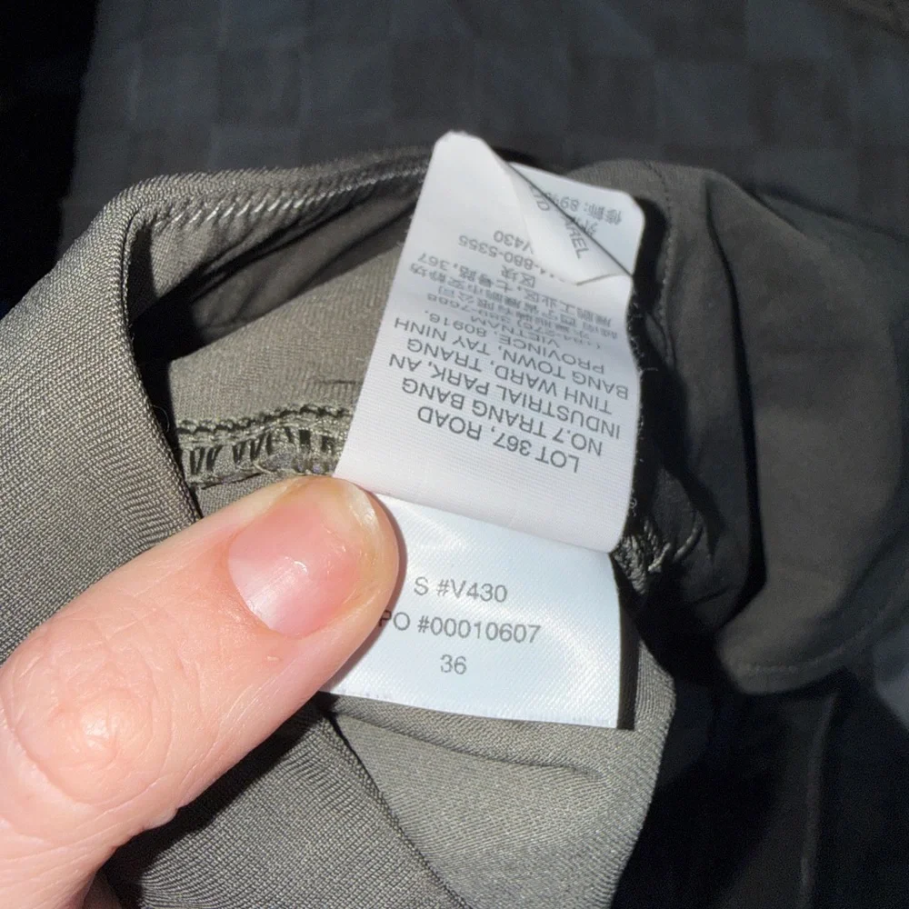 Vuori Meta™ Pant Athletic Slim Fit 31.5” size‎ 36